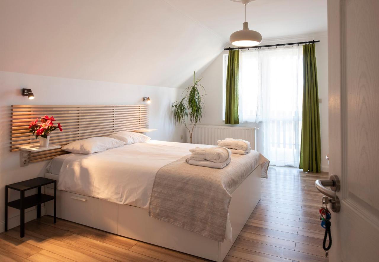 Hotel Szép Napot Vendégház à Tordas Extérieur photo