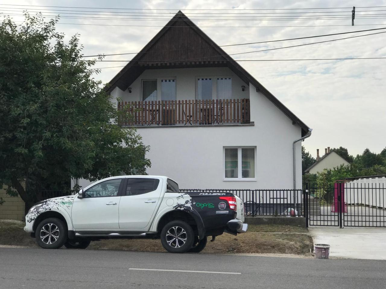 Hotel Szép Napot Vendégház à Tordas Extérieur photo